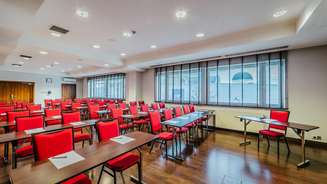 מלון פיאזשנו Desilva Warszawa Piaseczno מראה חיצוני תמונה